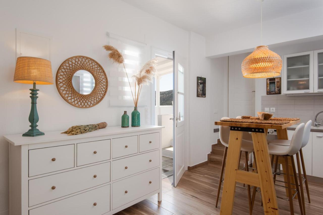 Miles Away Luxury Apartments Platis Gialos  Exterior photo