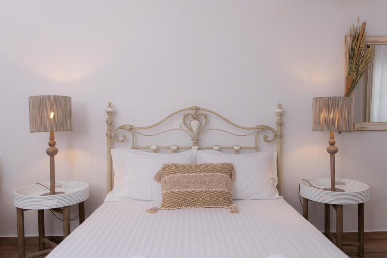 Miles Away Luxury Apartments Platis Gialos  Exterior photo