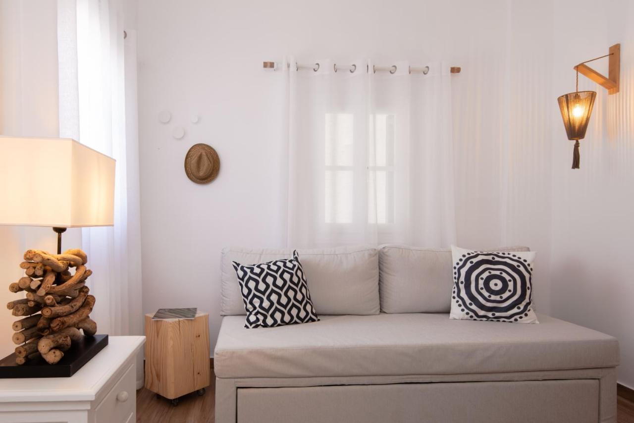 Miles Away Luxury Apartments Platis Gialos  Exterior photo