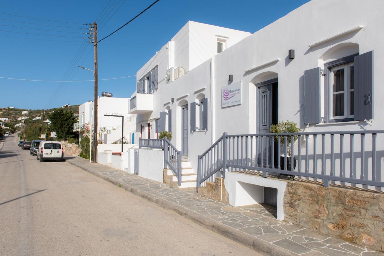 Miles Away Luxury Apartments Platis Gialos  Exterior photo