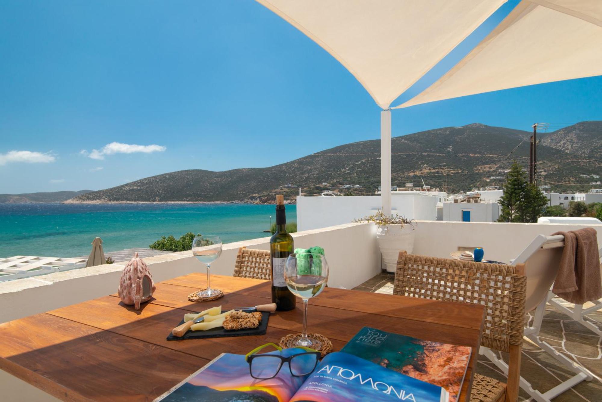 Miles Away Luxury Apartments Platis Gialos  Exterior photo