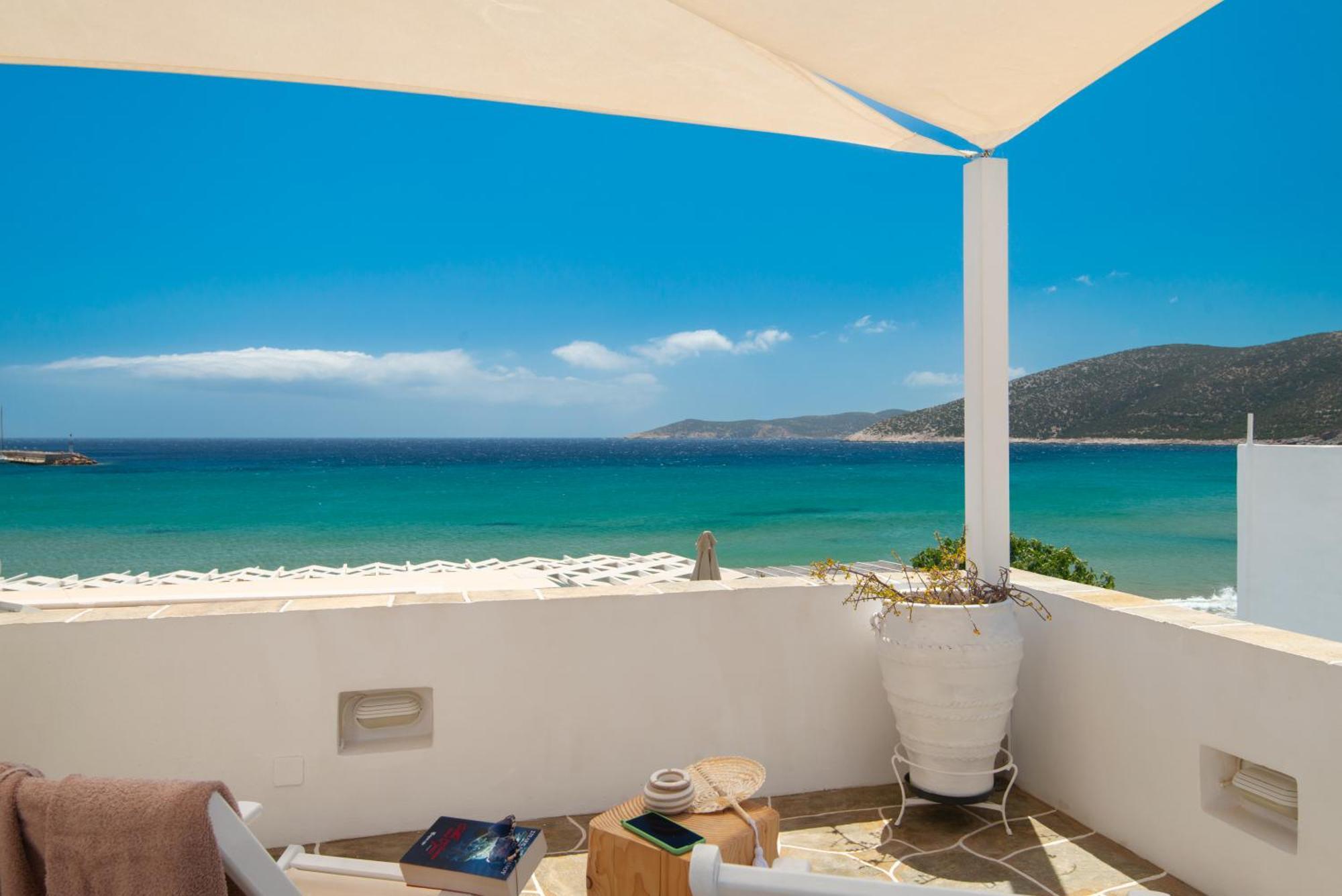 Miles Away Luxury Apartments Platis Gialos  Exterior photo